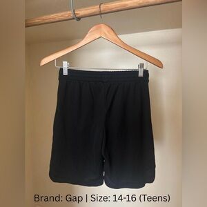 8 Shorts (Teens) | Closet Clean-out